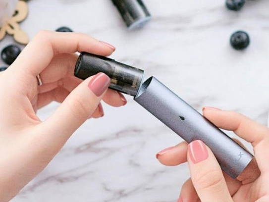 悦刻水果味海外代购，悦刻yooz代购微信